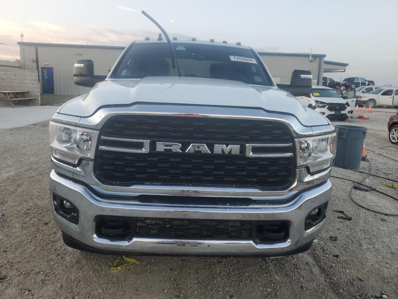 2024 Ram 2500 Big Horn VIN: 3C6UR5DJ3RG326690 Lot: 75956664