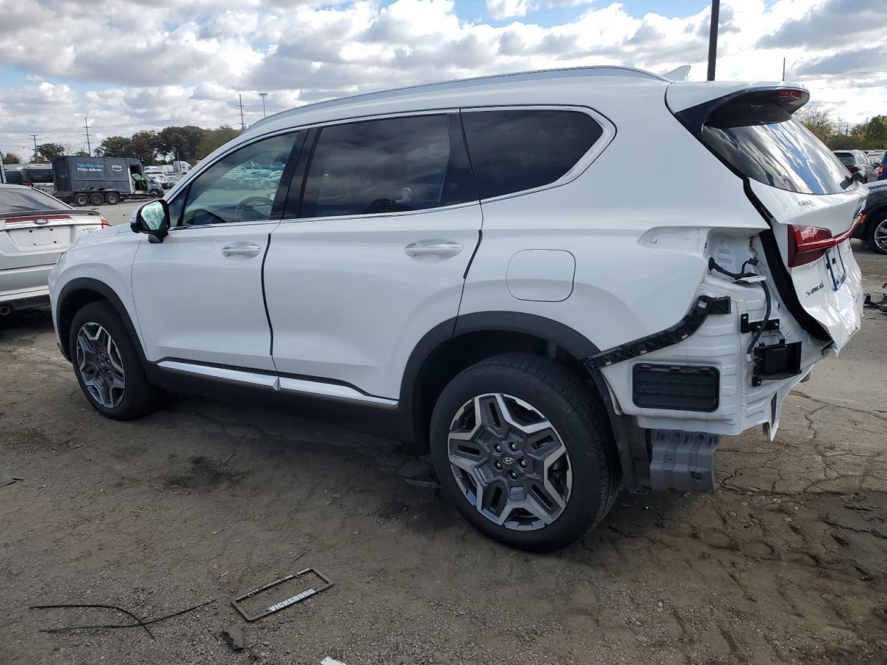 2022 Hyundai Santa Fe - Image 2