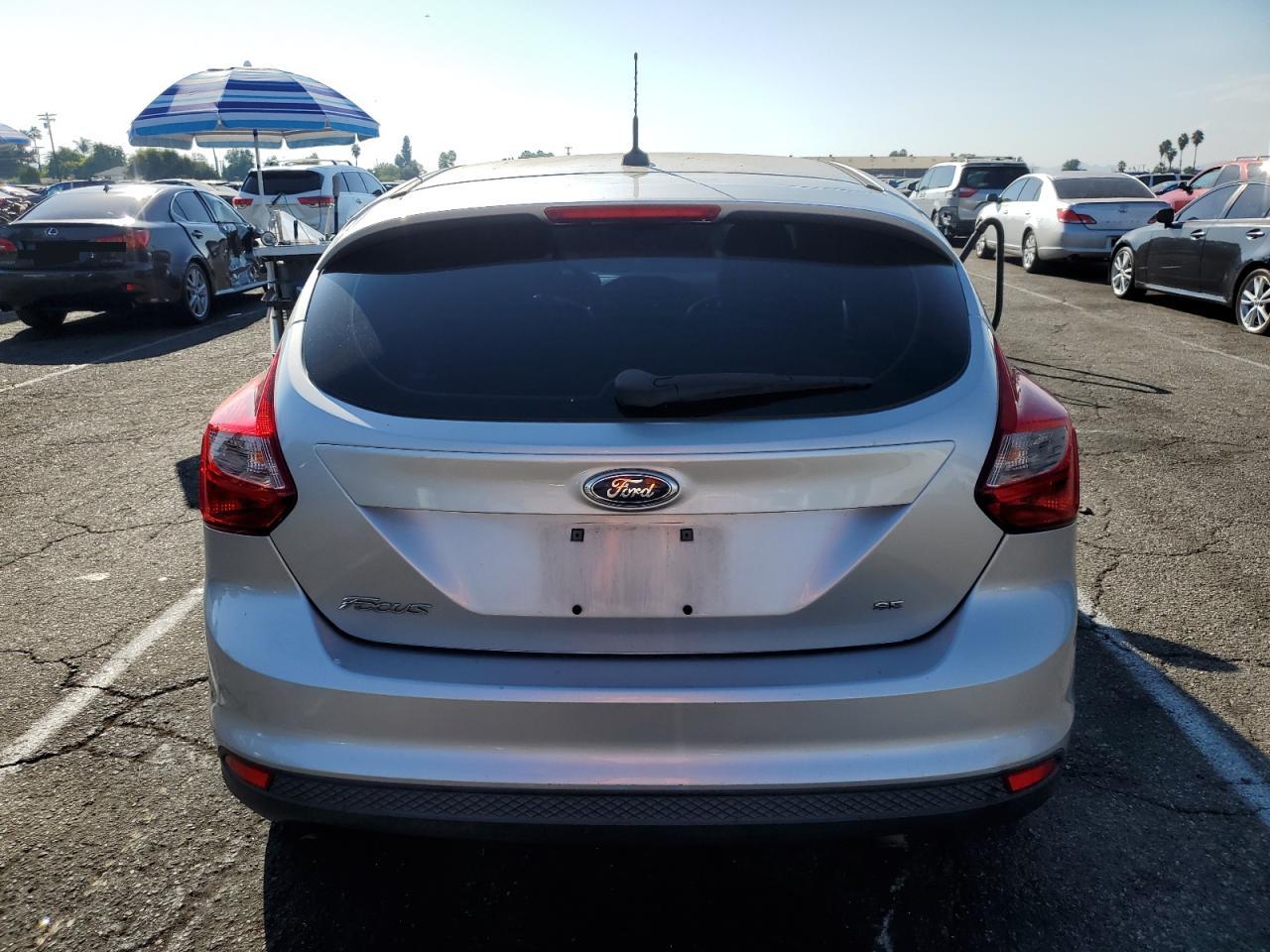 1FADP3K23DL227707 2013 Ford Focus Se