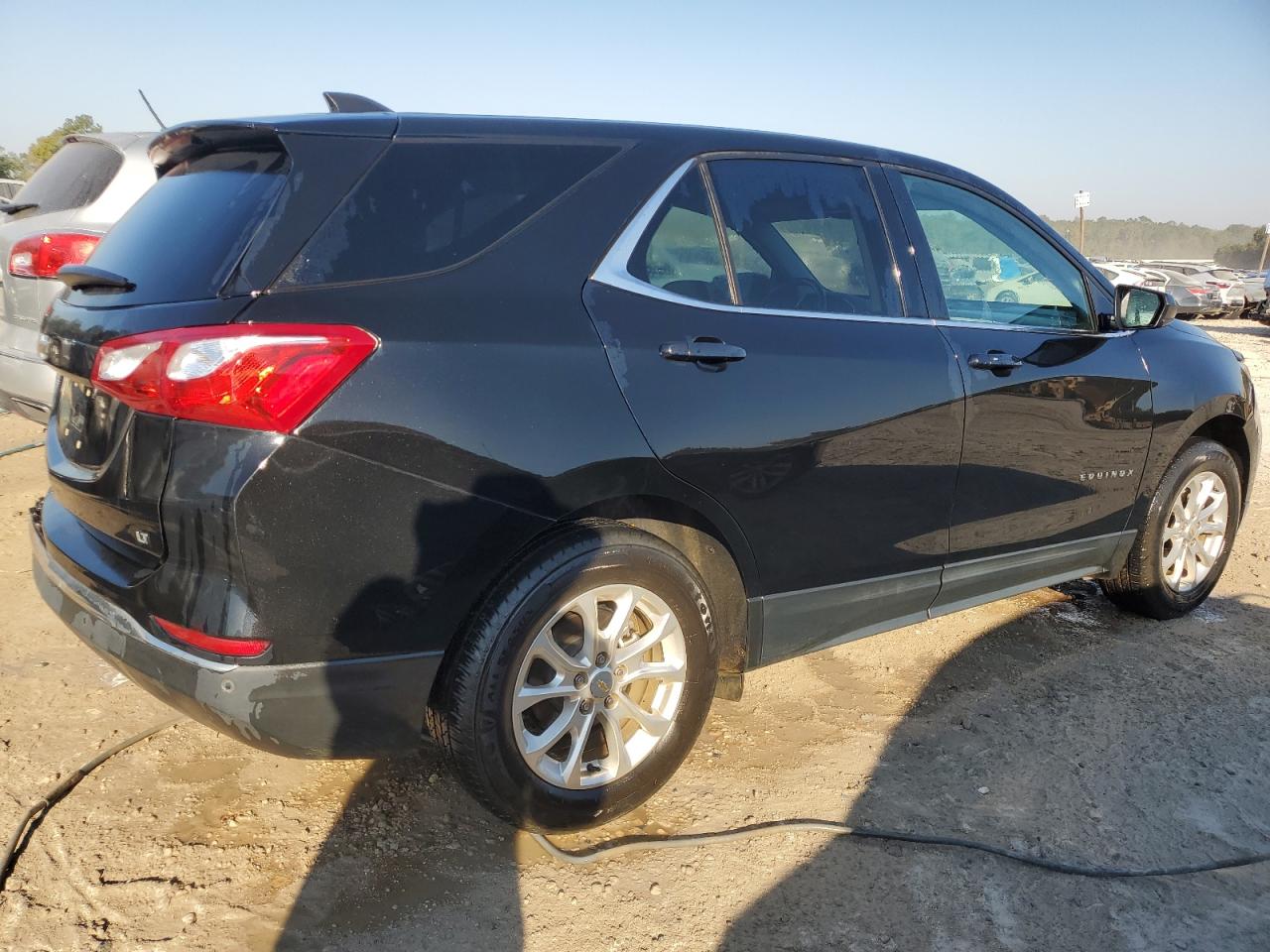 2020 Chevrolet Equinox - Image 3