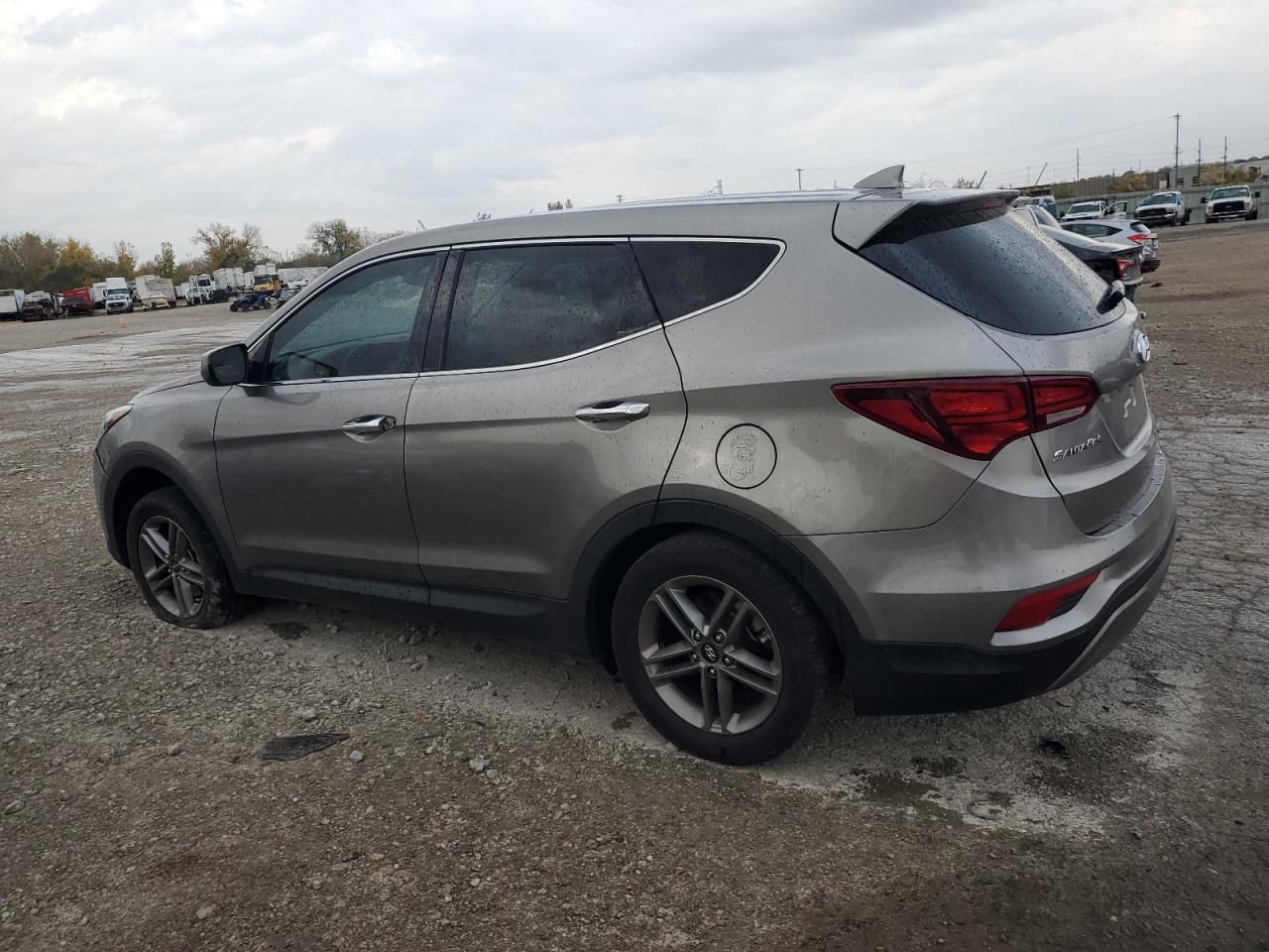 2017 Hyundai Santa Fe - Image 2