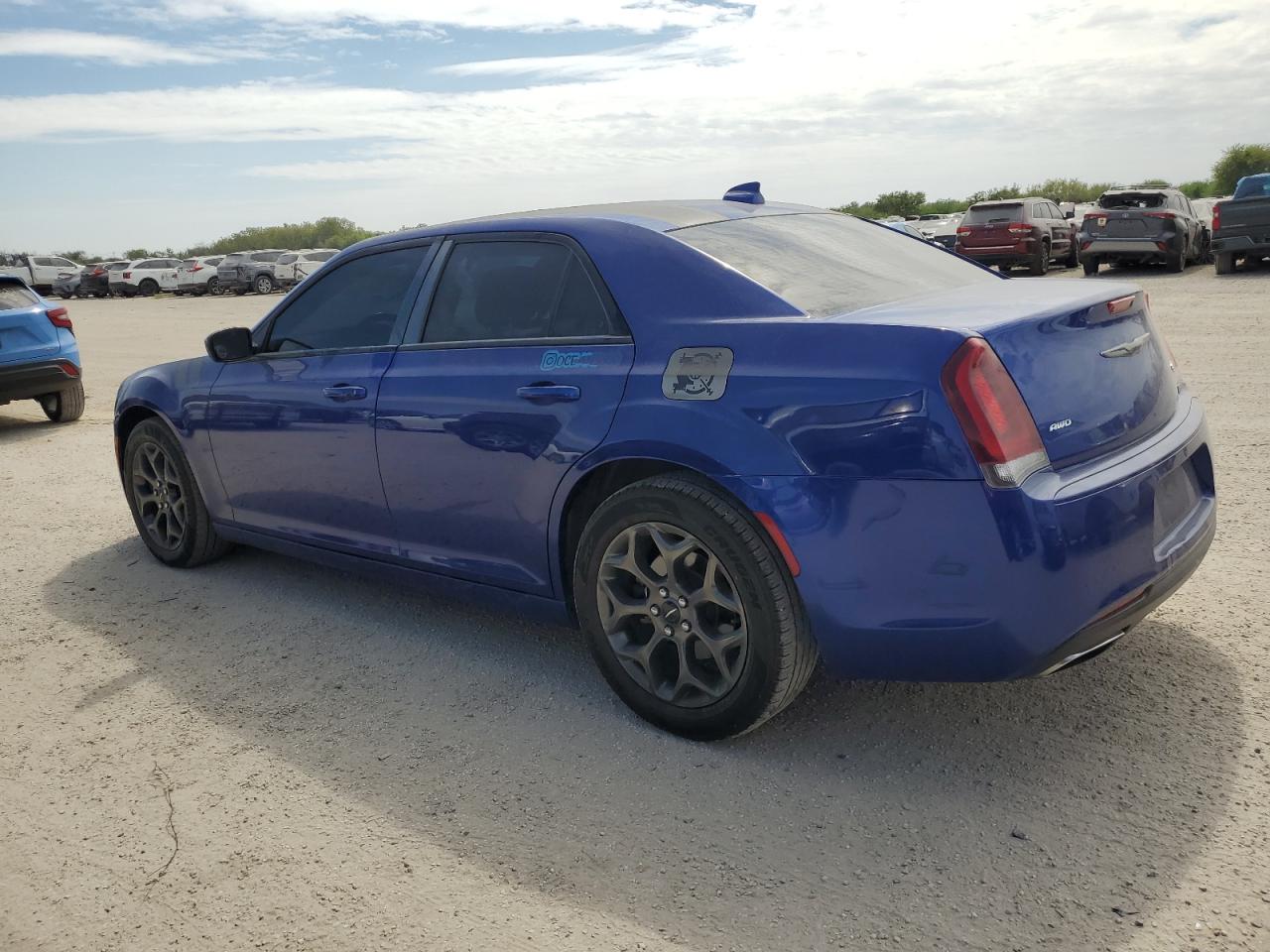 2018 Chrysler 300 - Image 2