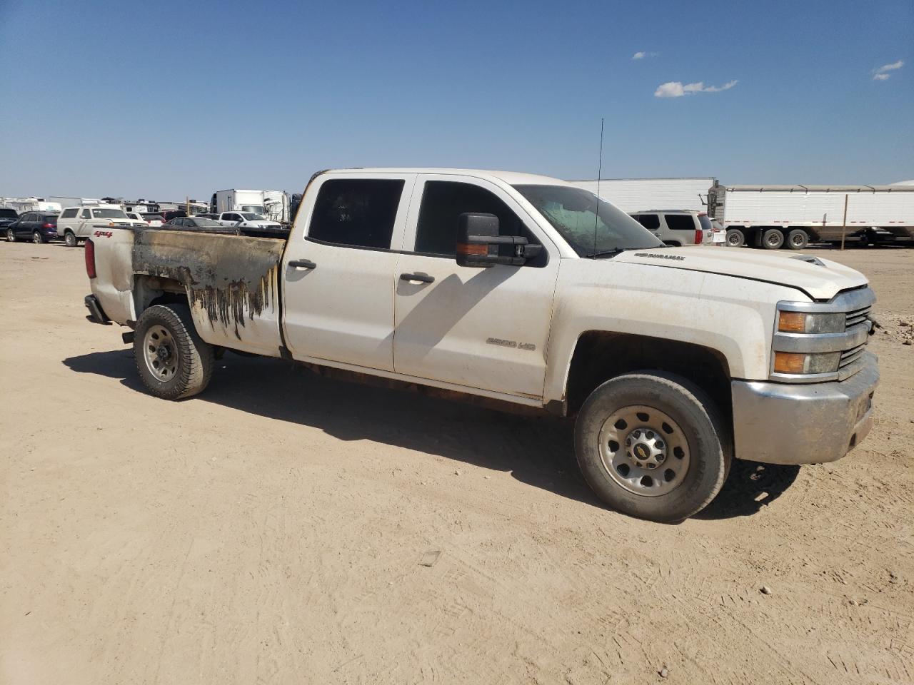 2018 Chevrolet Silverado - Image 4
