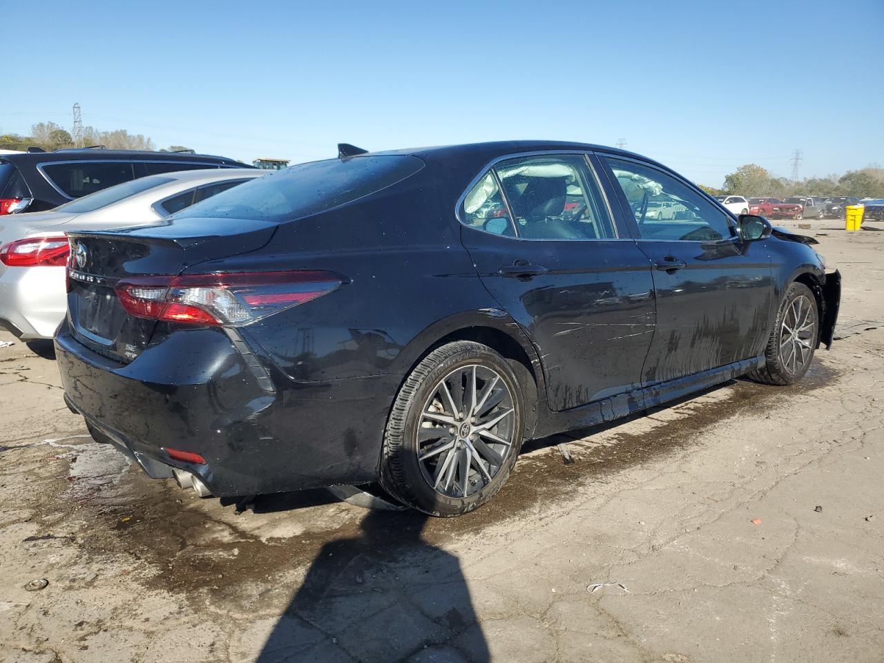 2022 Toyota Camry - Image 3