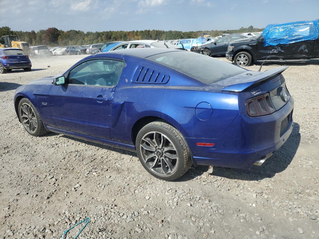 2013 Ford Mustang - Image 2
