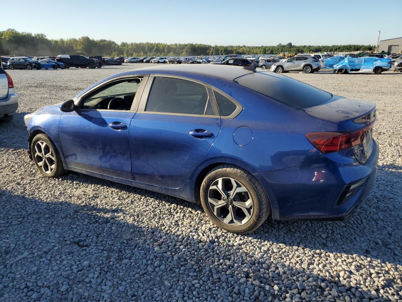 3KPF24AD5KE050464 2019 KIA FORTE - Image 2