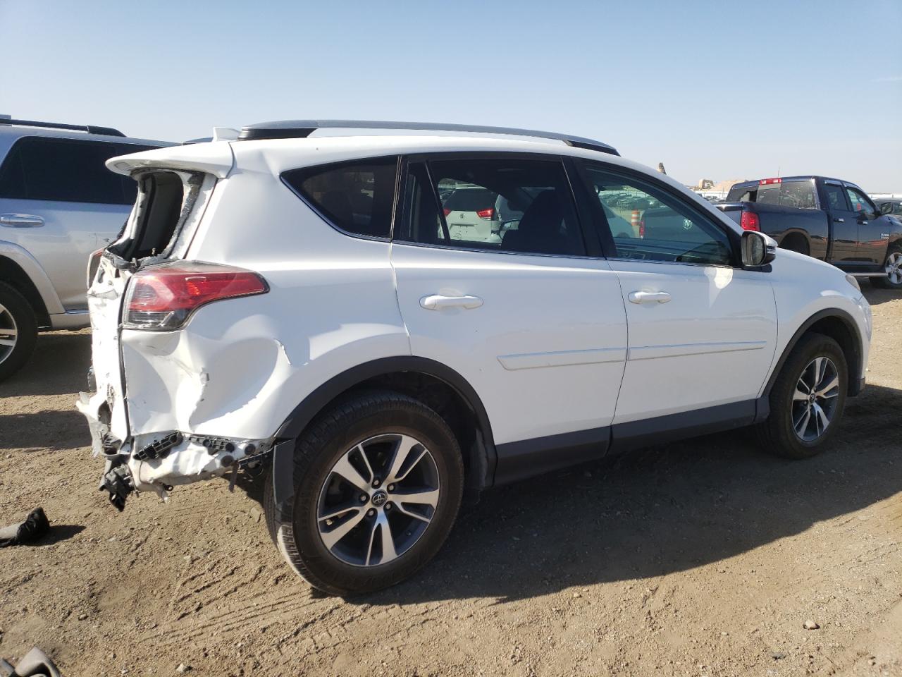 2016 Toyota RAV 4 - Image 3