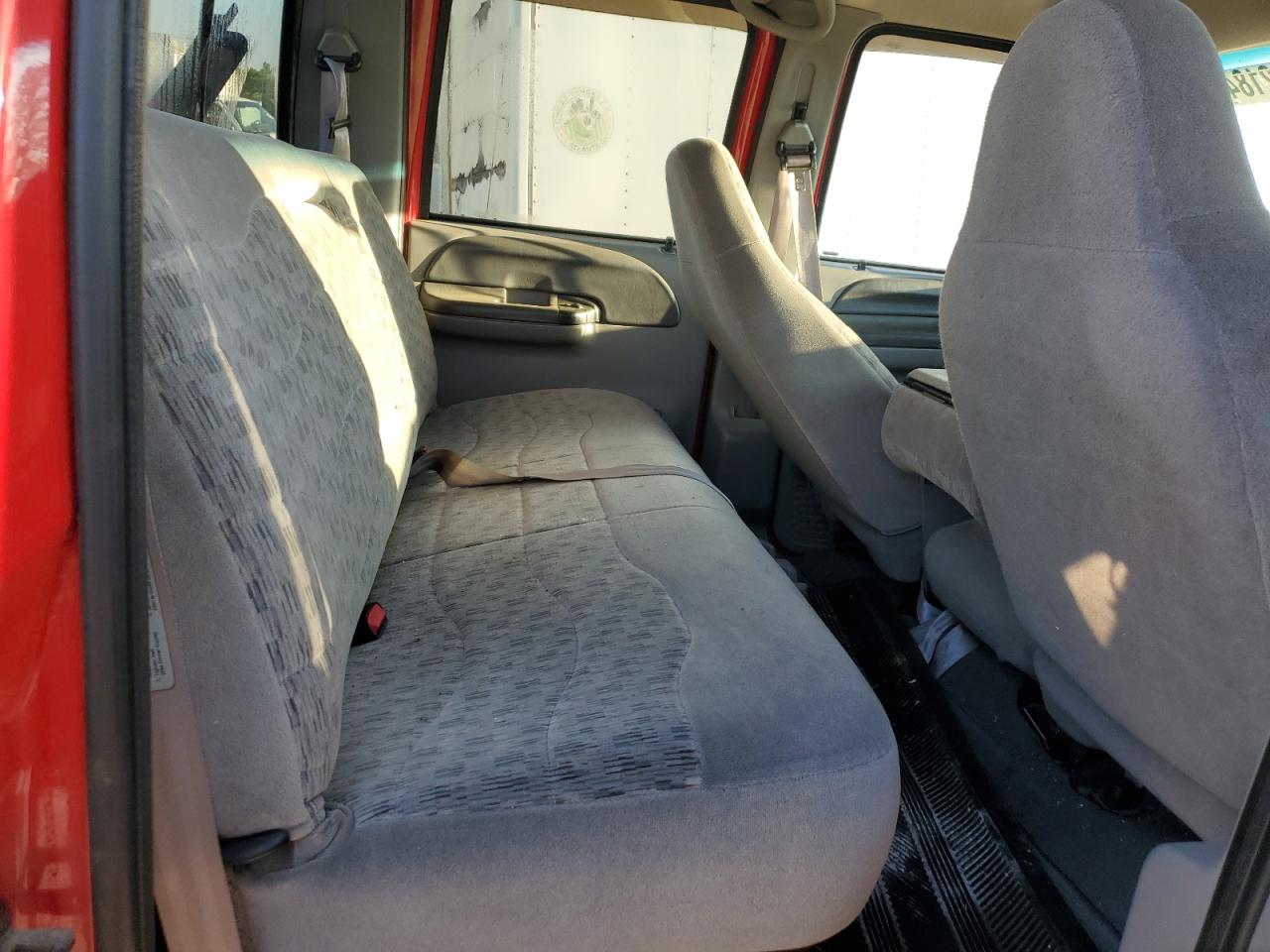 1999 Ford F350 - Image 11