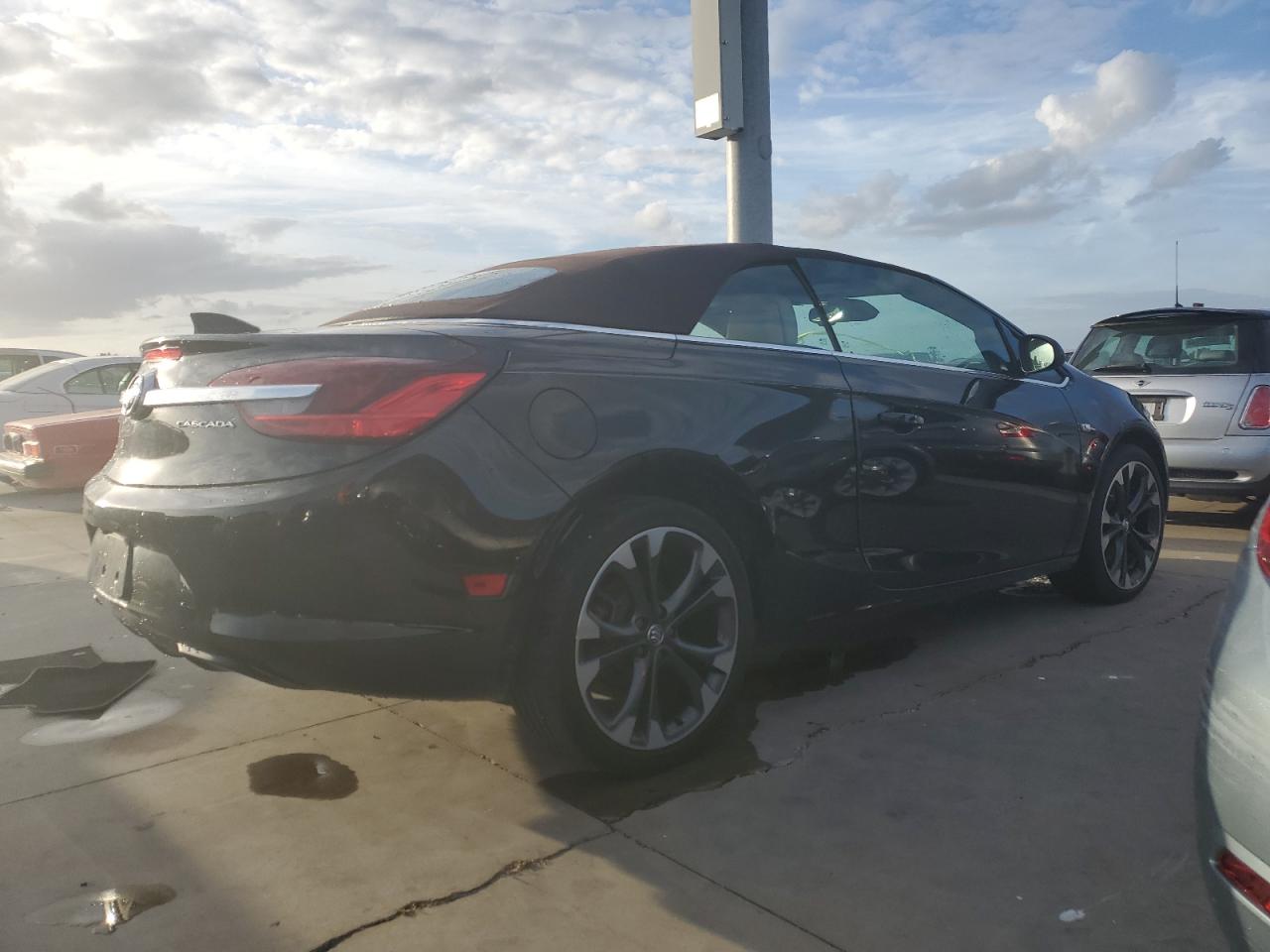 2018 Buick Cascada - Image 3