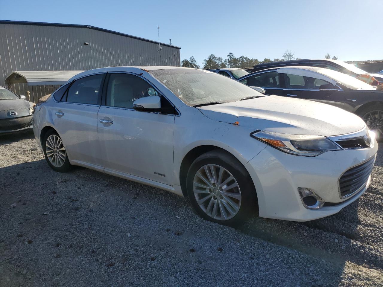 2014 Toyota Avalon - Image 4