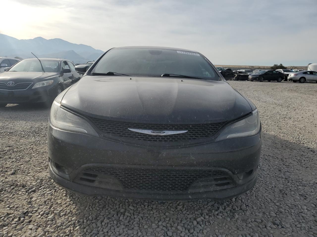 VIN 1C3CCCDG2FN540611 2015 CHRYSLER 200 no.5