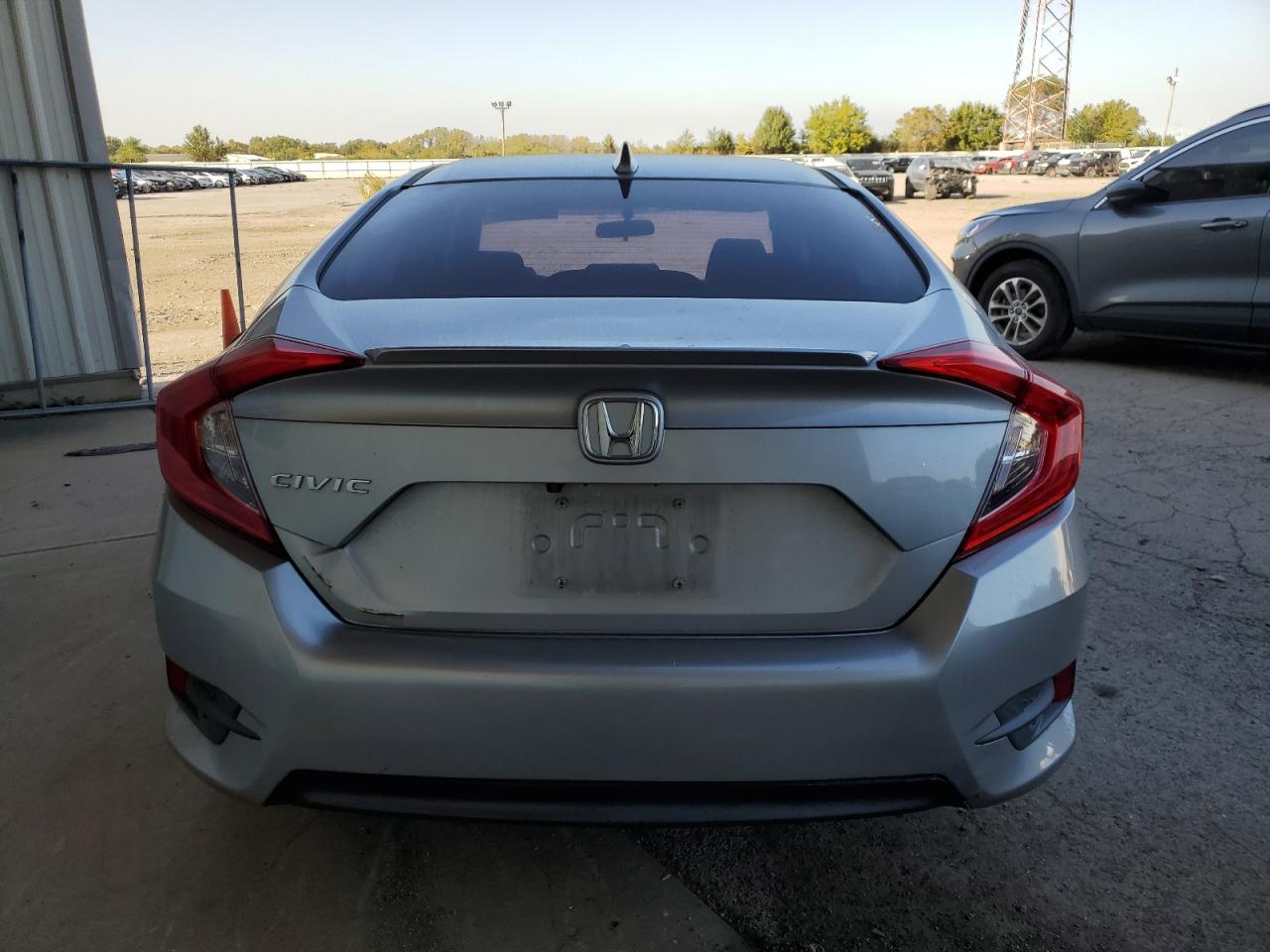 2018 Honda Civic Ex VIN: JHMFC1F30JX023231 Lot: 75019294