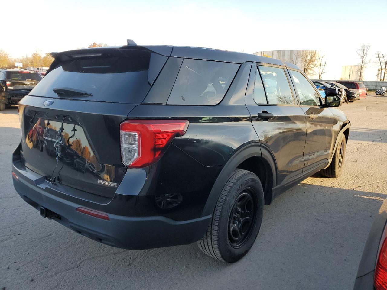 2020 Ford Explorer - Image 3