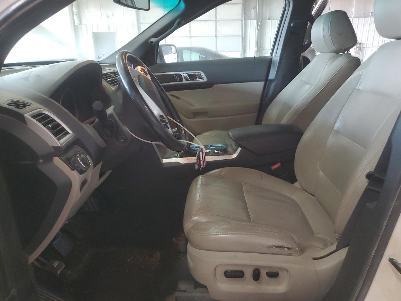 2011 Ford Explorer - Image 7