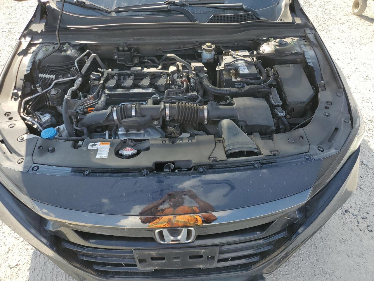 1HGCV1F32JA041006 2018 Honda Accord Sport