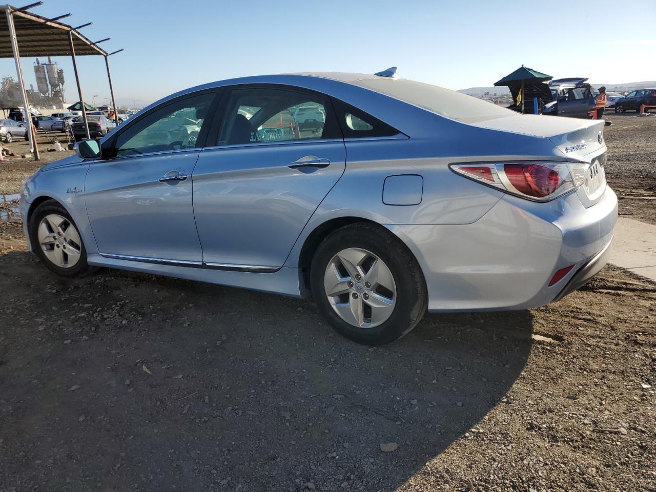 2012 Hyundai Sonata - Image 2