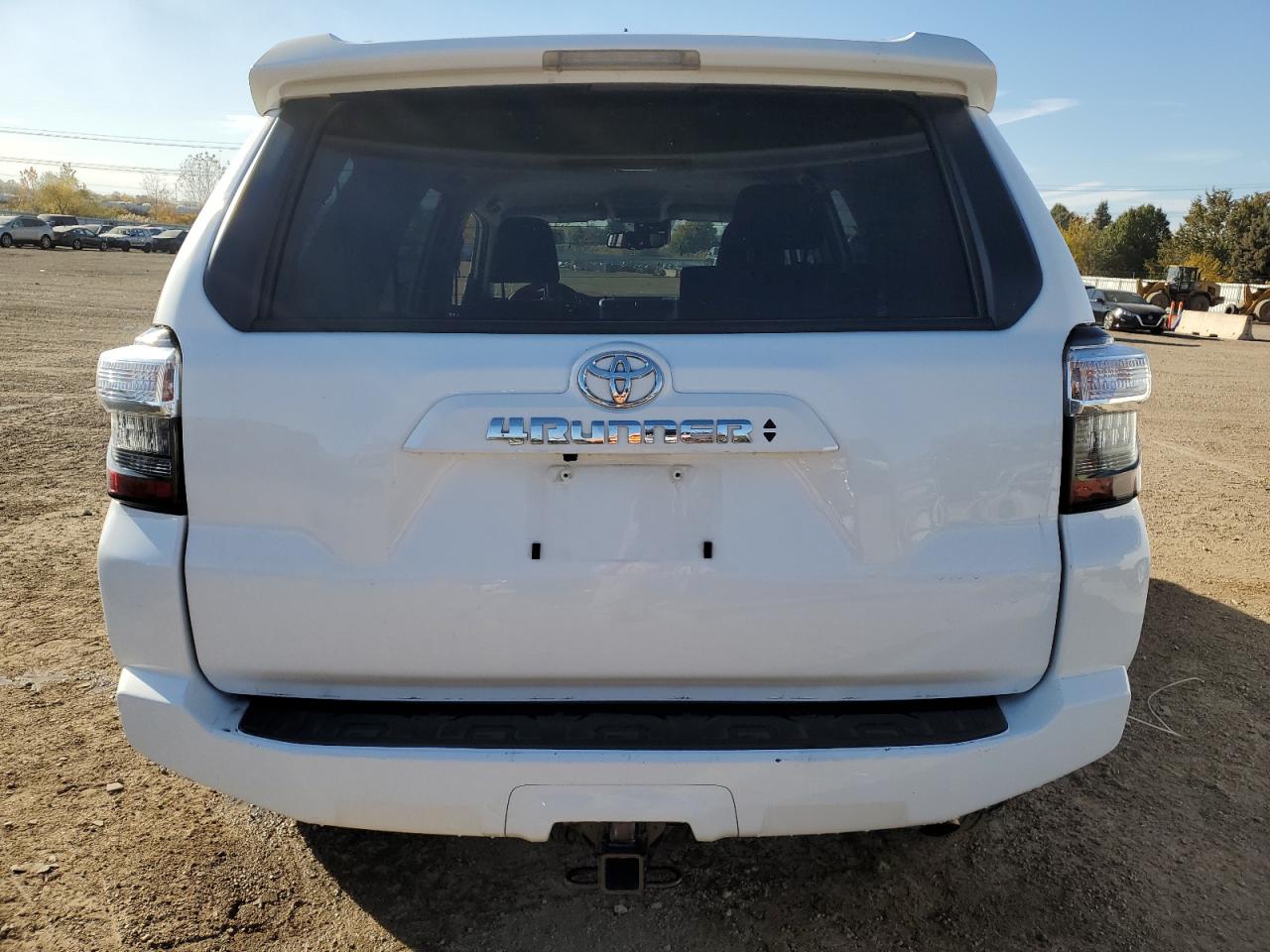 2024 Toyota 4Runner Sr5/Sr5 Premium VIN: JTEMU5JR9R6218122 Lot: 77736324