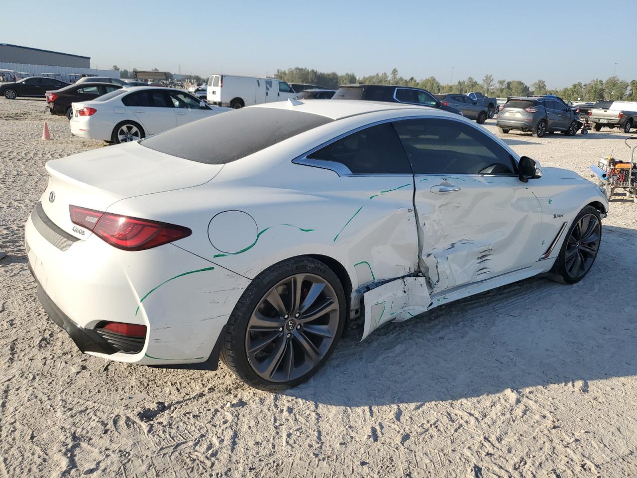 JN1FV7EL9JM630197 2018 Infiniti Q60 Red Sport 400