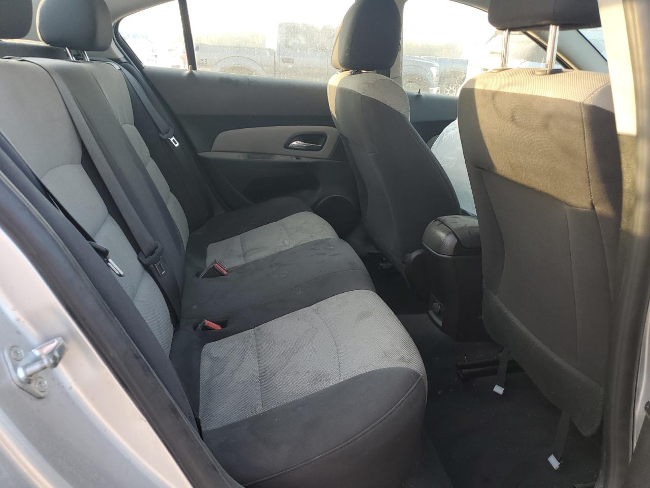 2016 Chevrolet Cruze Limited Ls VIN: 1G1PC5SH4G7184438 Lot: 76814484