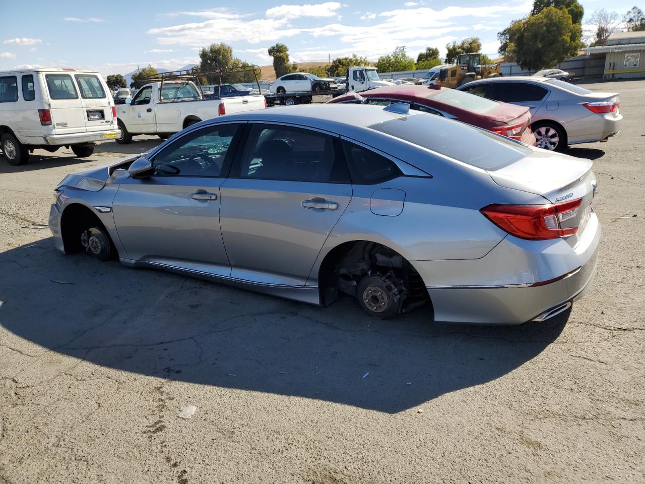 VIN 1HGCV2F5XJA014904 2018 HONDA ACCORD no.2