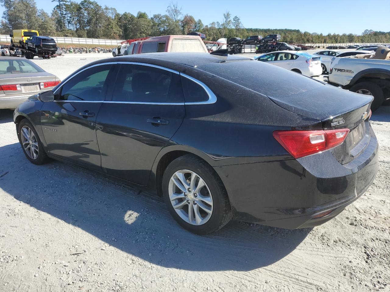 2018 Chevrolet Malibu - Image 2