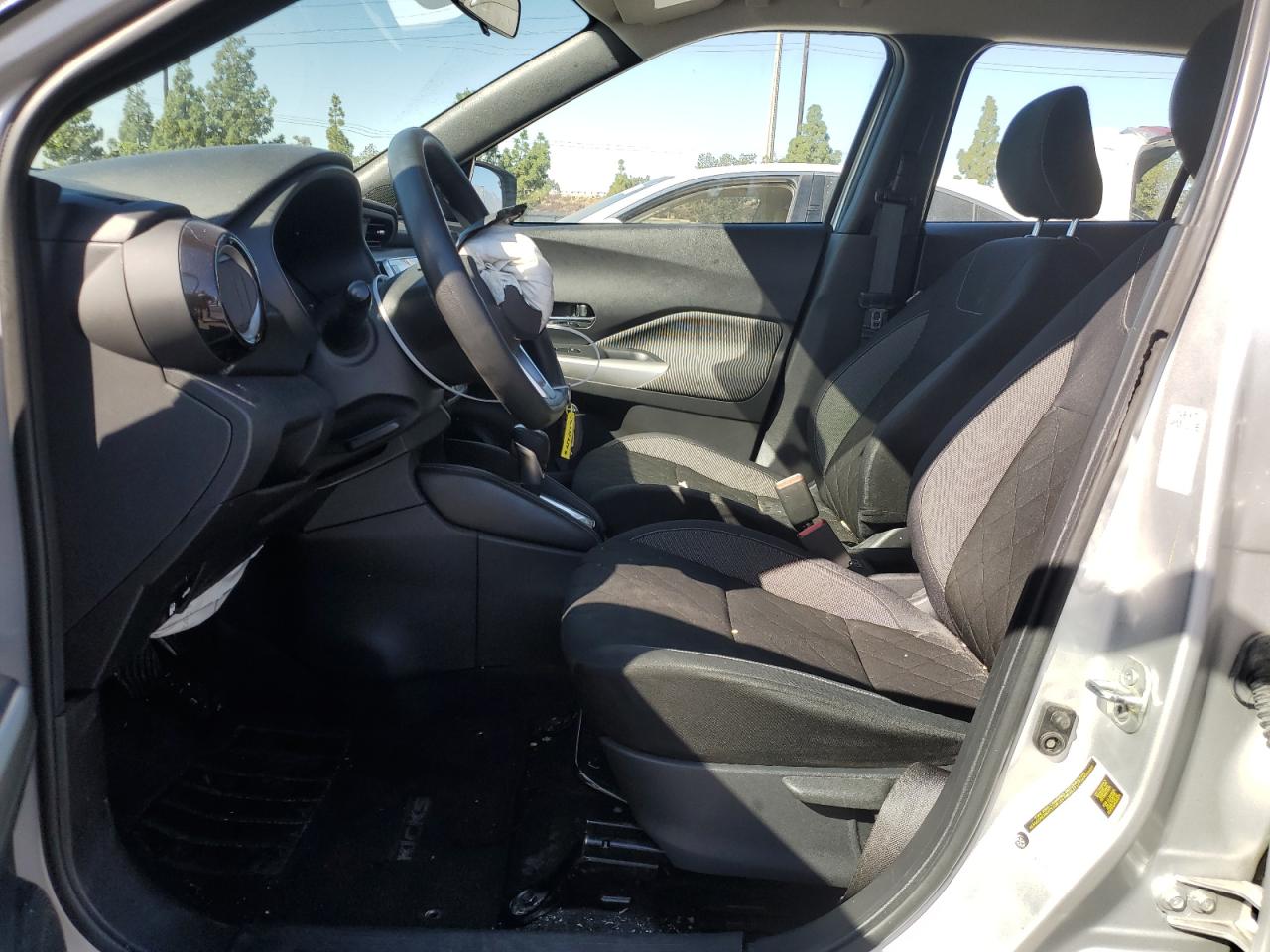 2019 Nissan Kicks S VIN: 3N1CP5CU6KL534777 Lot: 75137234