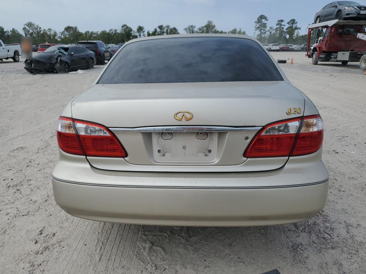 2000 Infiniti I30 VIN: JNKCA31A8YT203939 Lot: 75921604