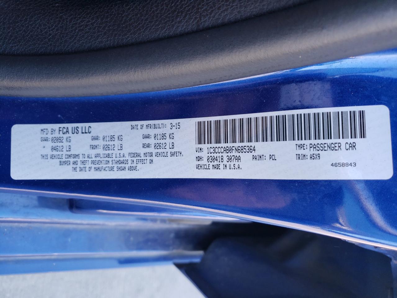 2015 Chrysler 200 - Image 12