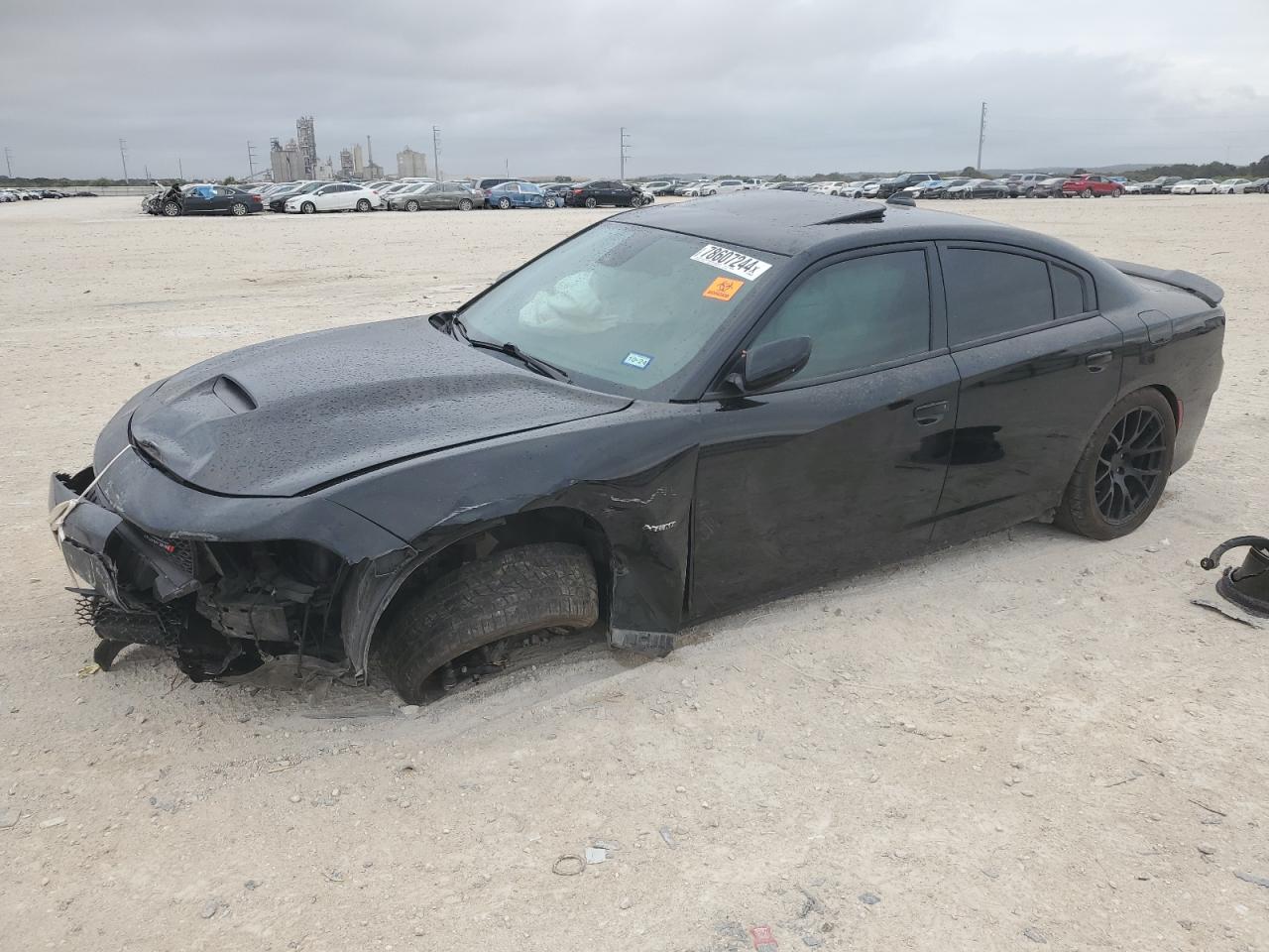 VIN 2C3CDXCT7KH749249 2019 DODGE CHARGER no.1