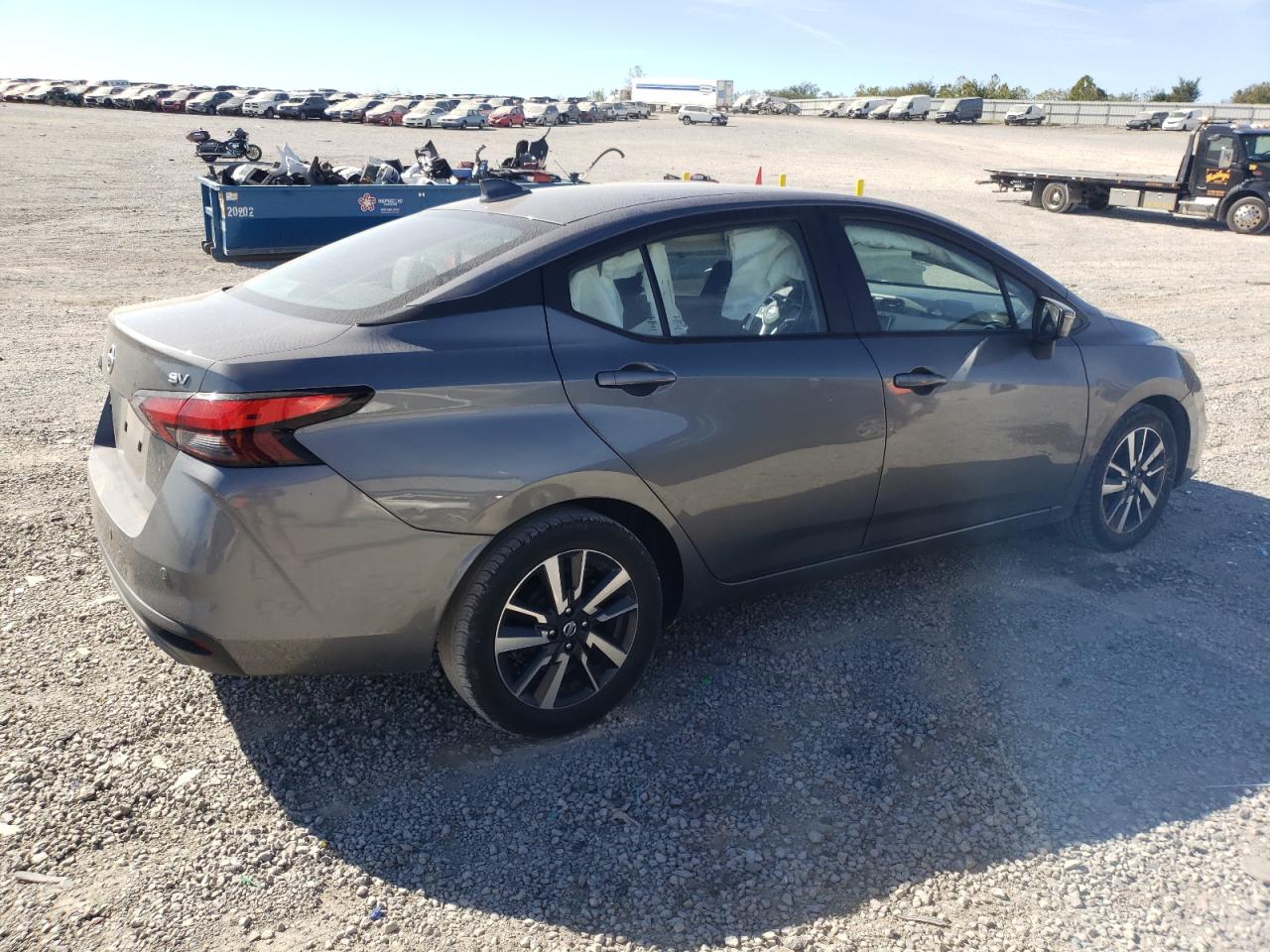 2020 Nissan Versa - Image 3
