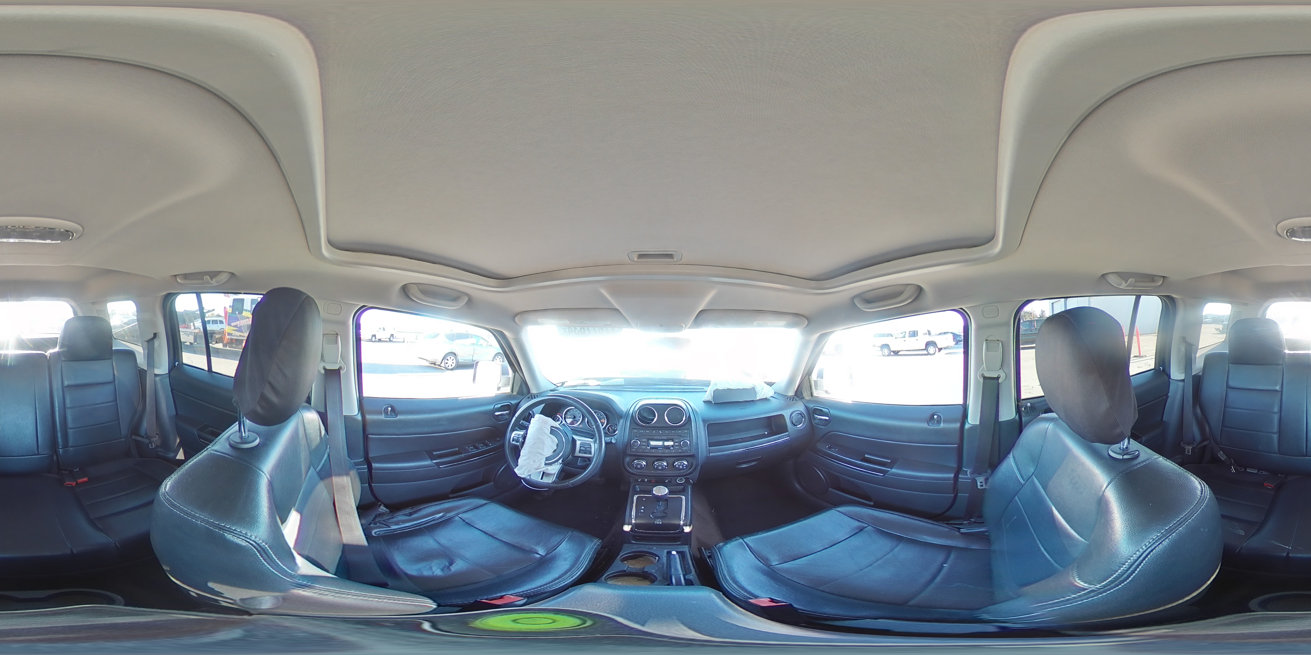 2014 Jeep Liberty (Patriot) - Image 13