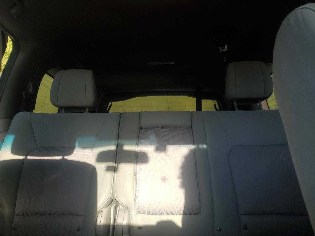 5FNYF4H32FB071234 2015 Honda Pilot Se