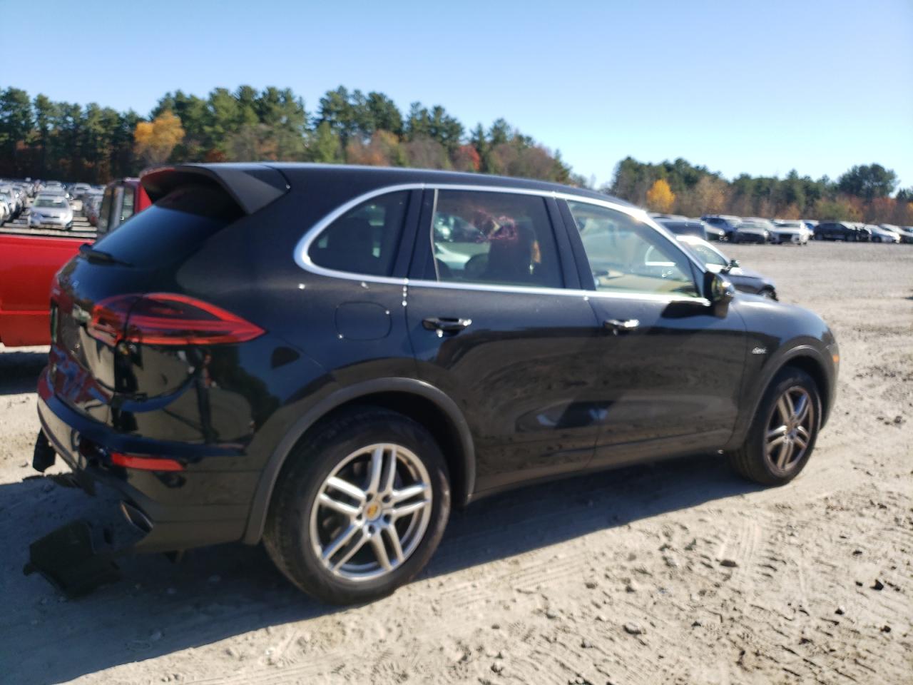 2016 Porsche Cayenne - Image 3