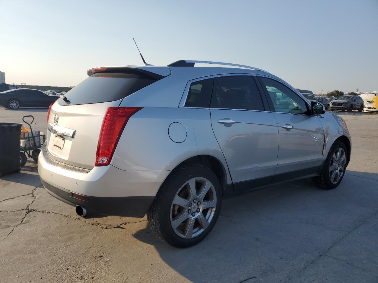 2011 Cadillac SRX - Image 3