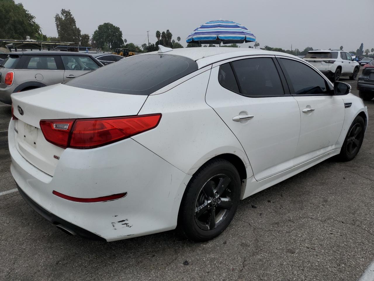 VIN KNAGM4A77F5623159 2015 KIA OPTIMA no.3