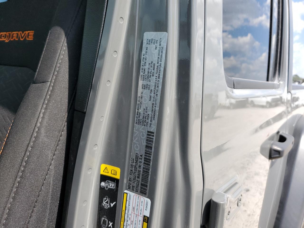 1C6JJTEG0PL543227 2023 Jeep Gladiator Mojave
