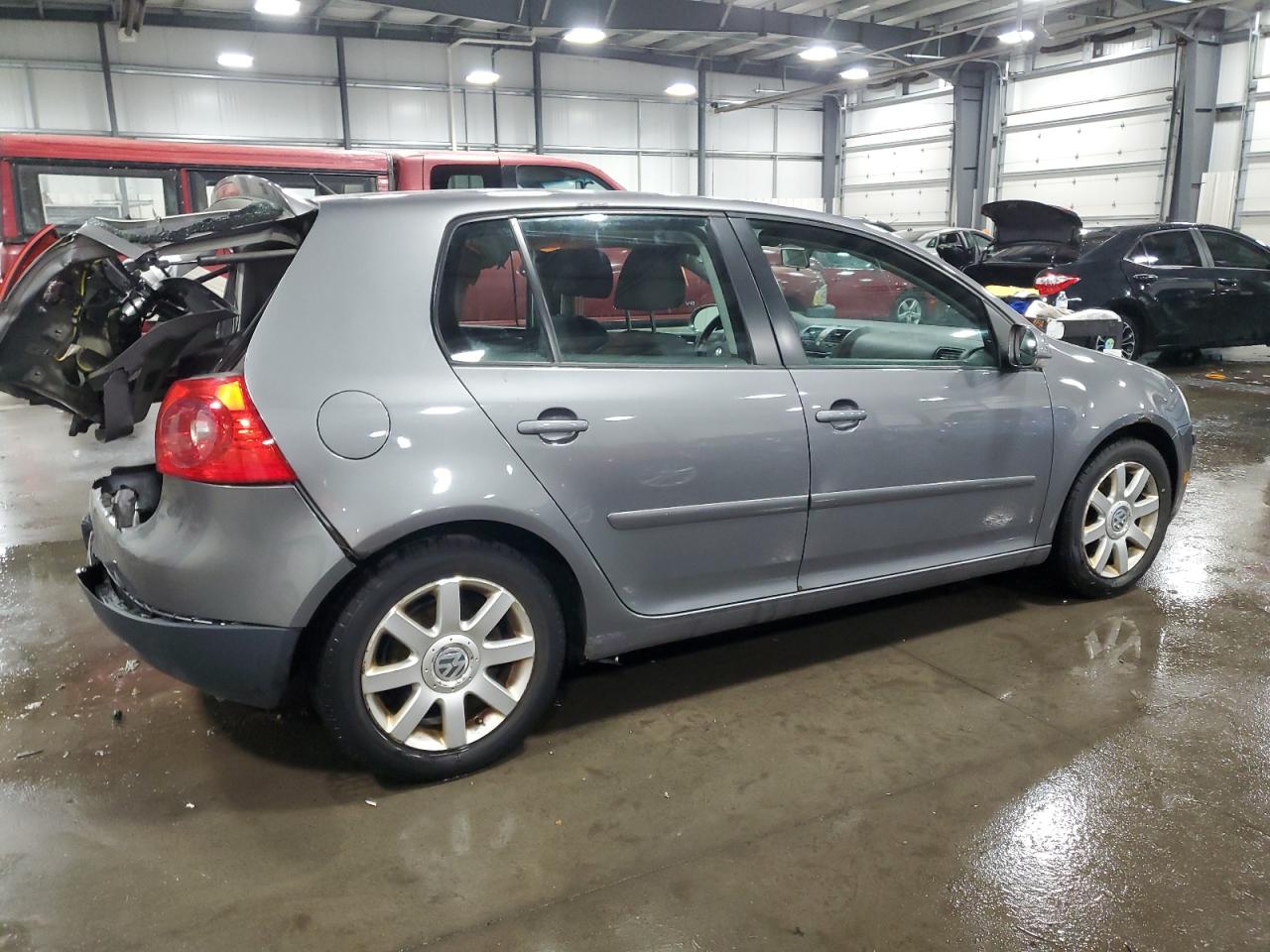 2009 Volkswagen Golf - Image 3