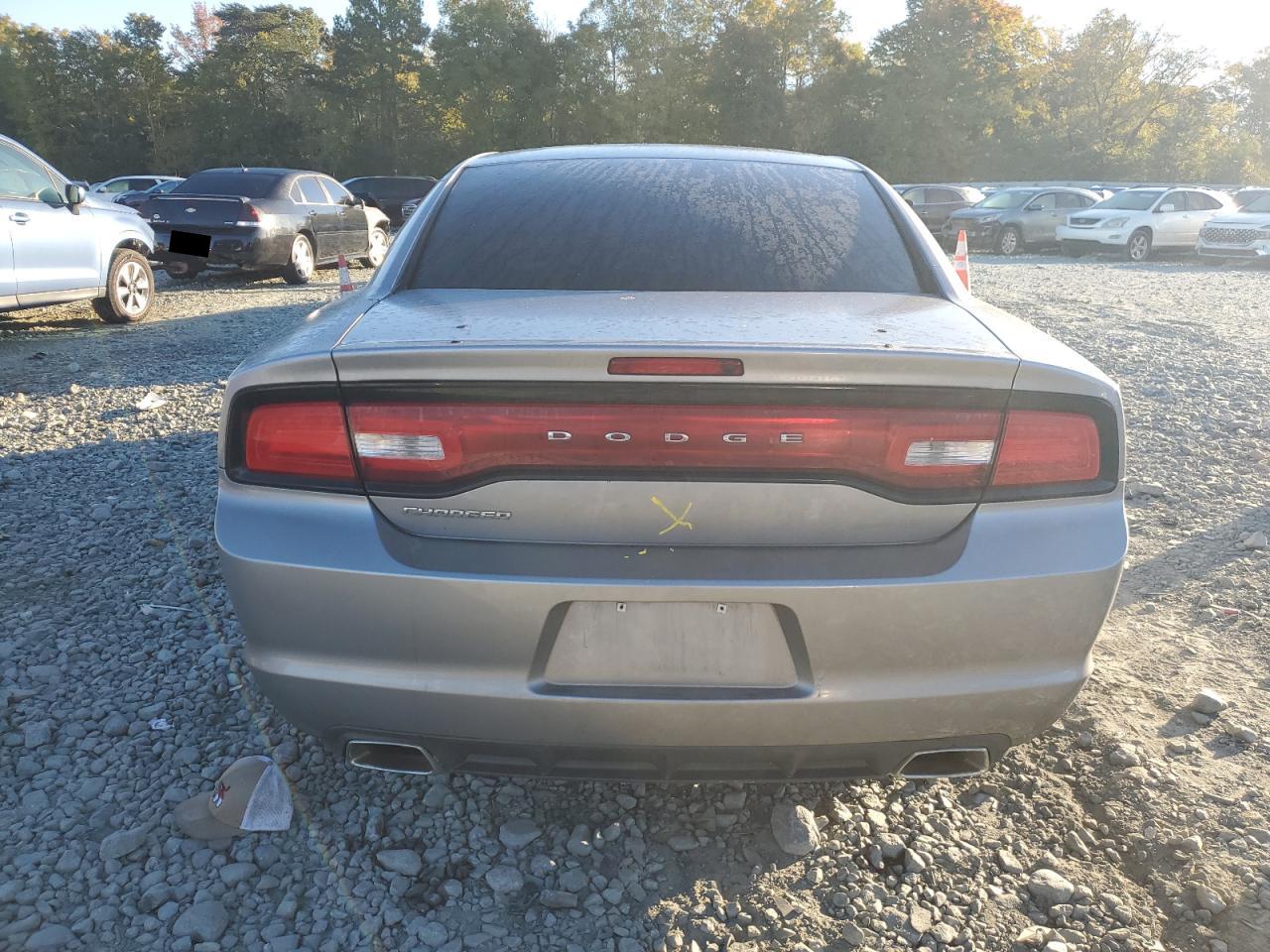 2011 Dodge Charger - Image 6