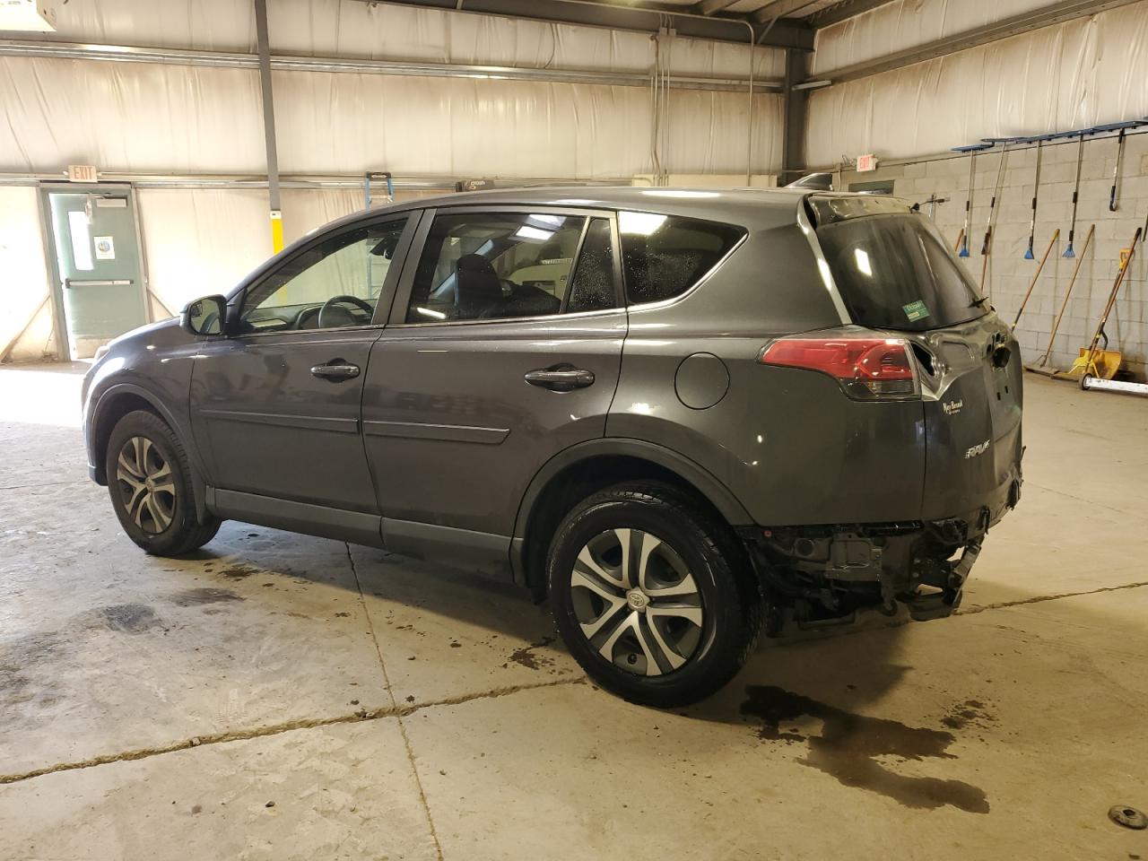 JTMZFREVXJJ179092 2018 TOYOTA RAV 4 - Image 2