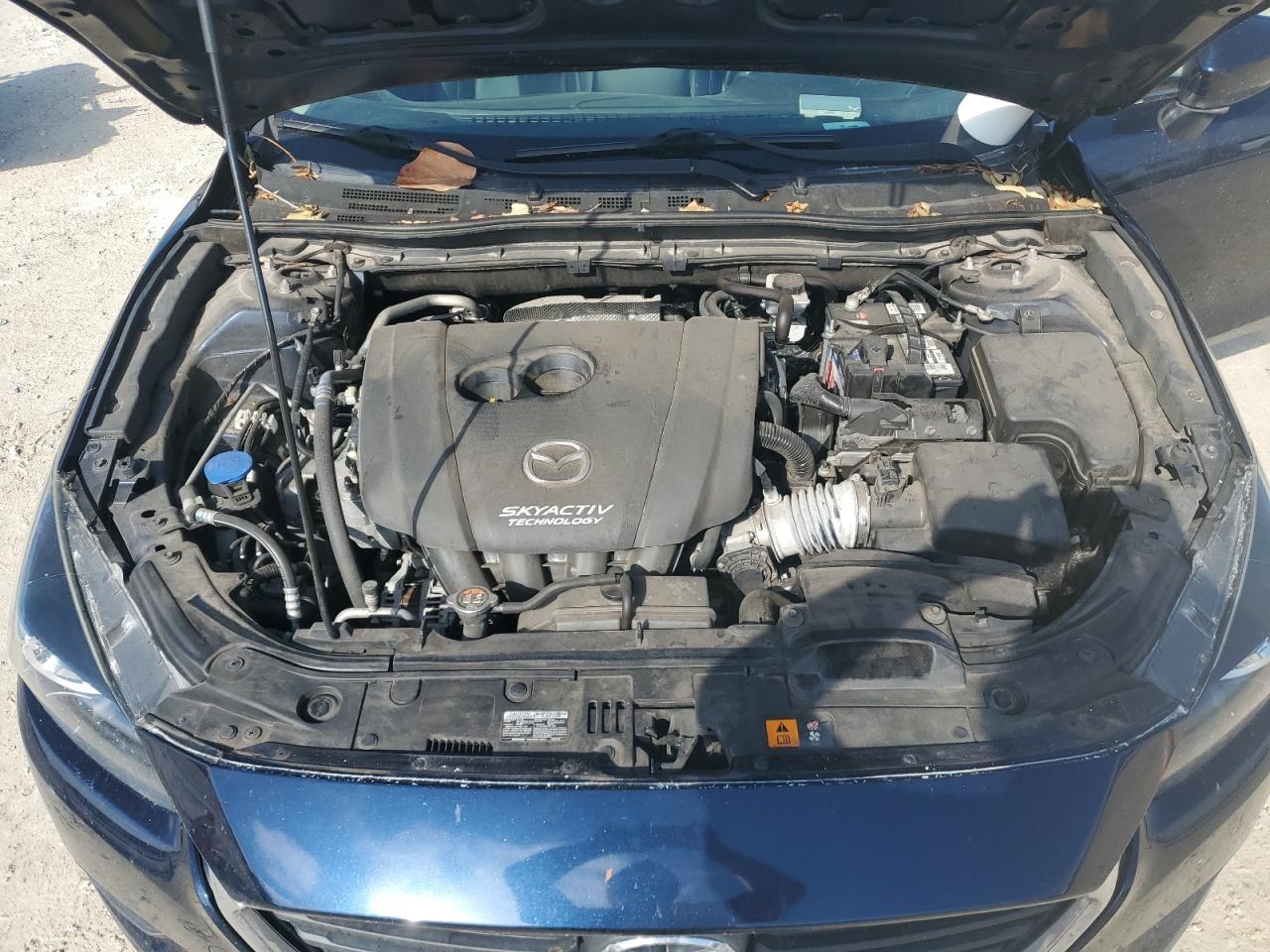 3MZBN1L33JM252424 2018 Mazda 3 Touring