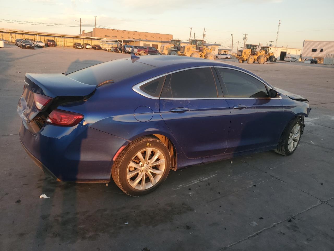 2015 Chrysler 200 - Image 3