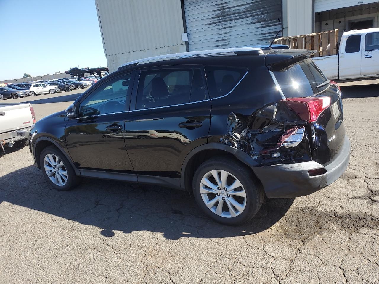 2015 Toyota RAV 4 - Image 2