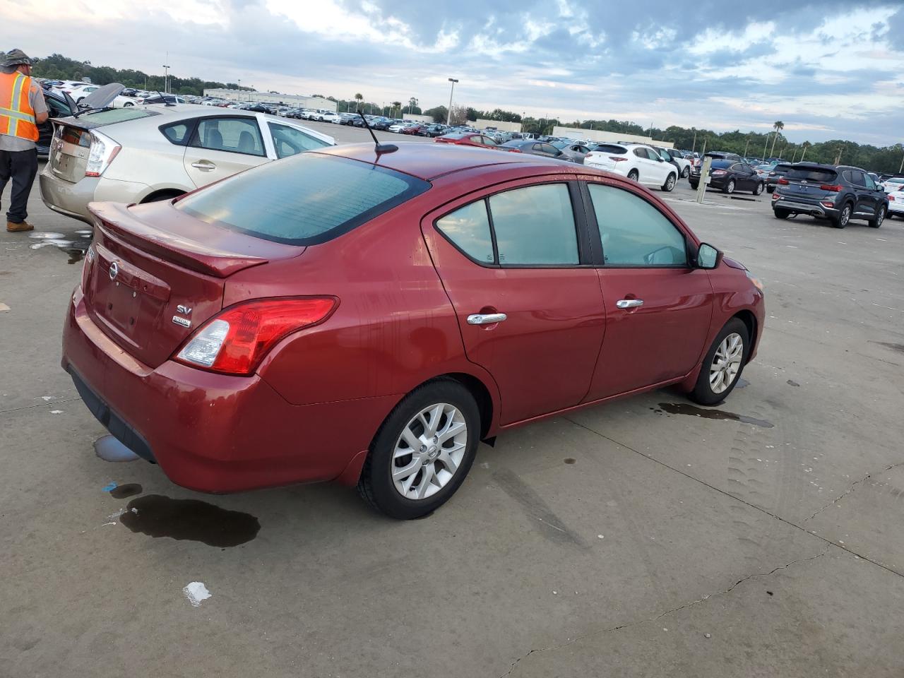 2017 Nissan Versa - Image 3