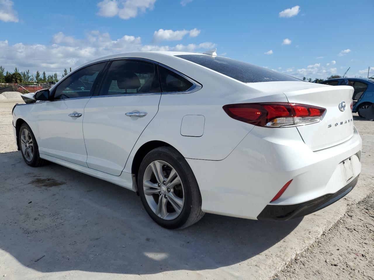 2019 Hyundai Sonata - Image 2