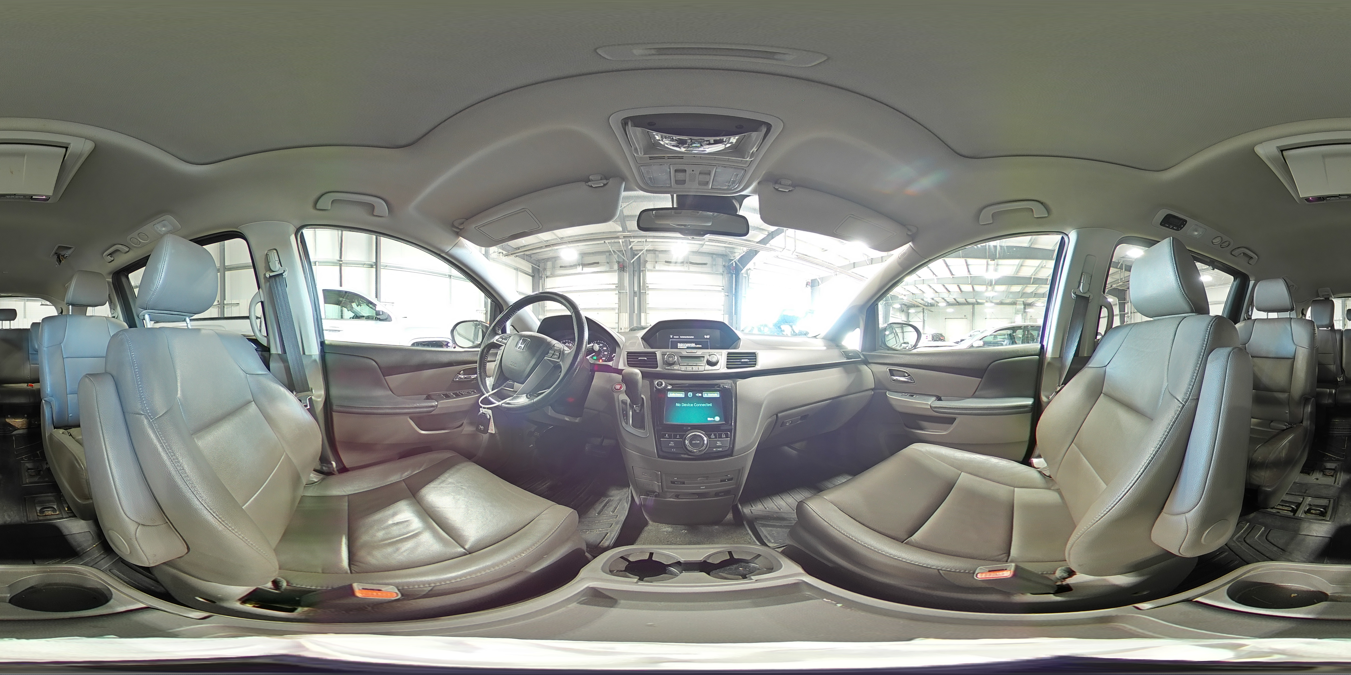 2014 Honda Odyssey - Image 16