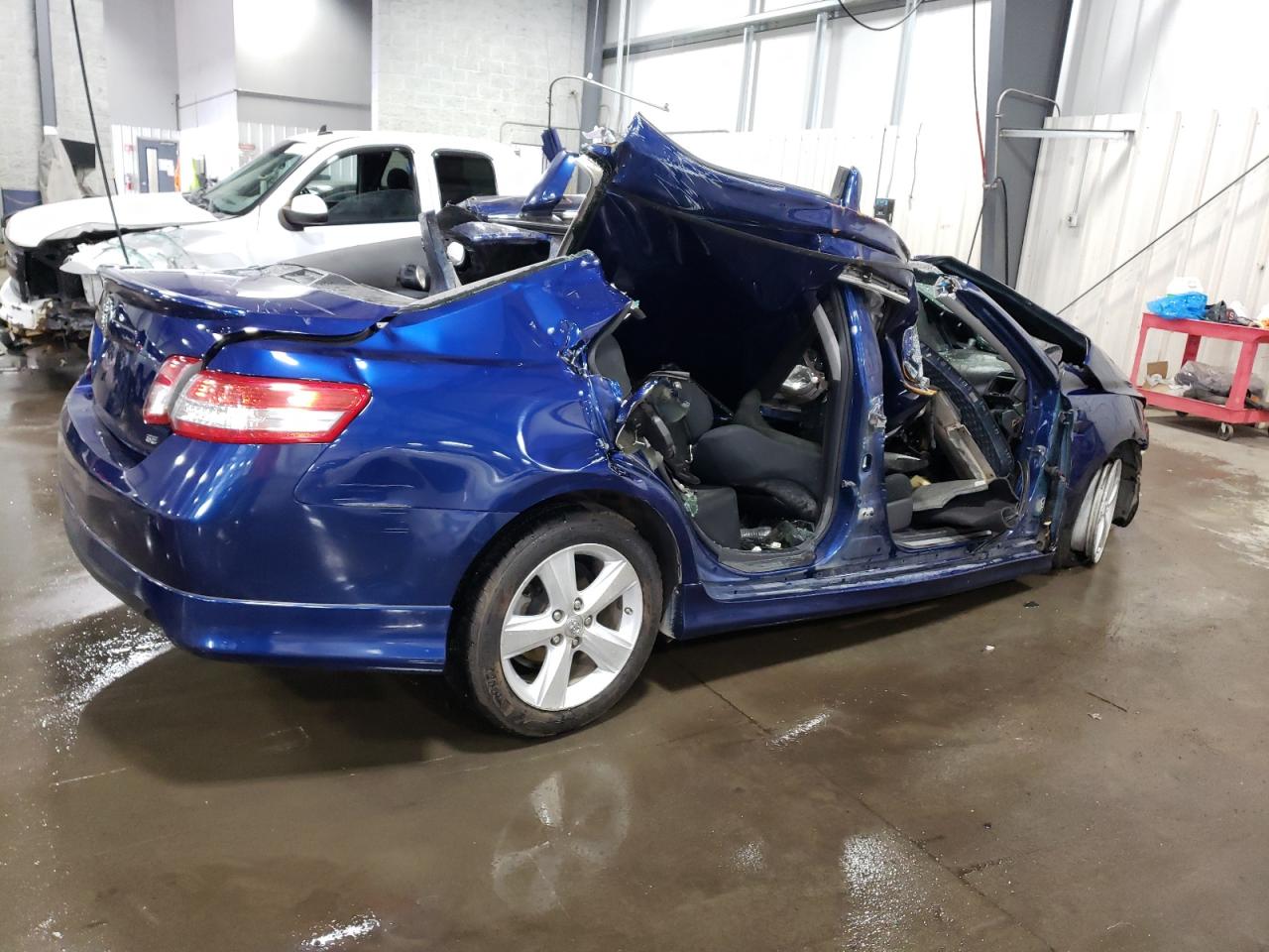 2010 Toyota Camry - Image 3