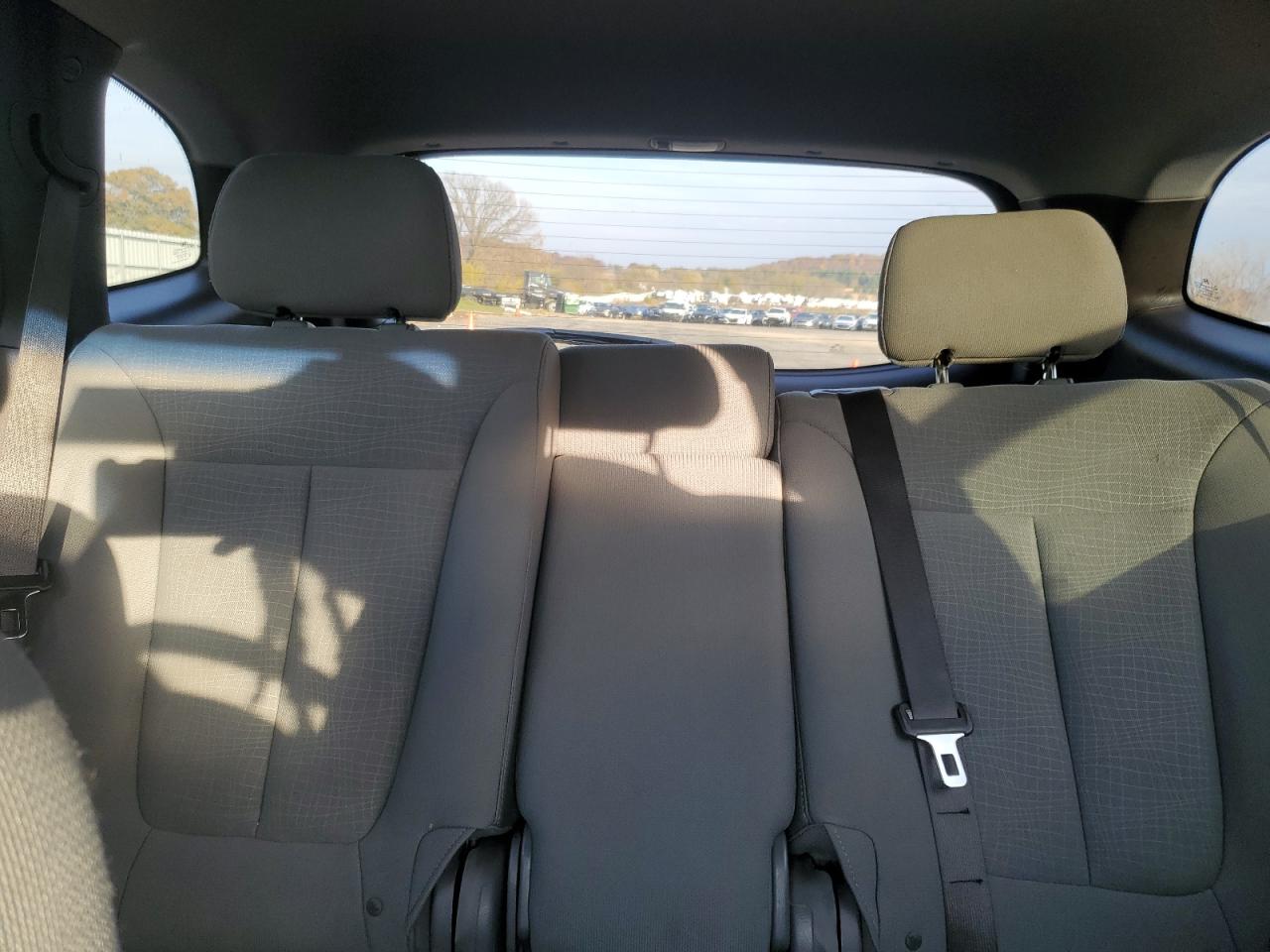 2010 Hyundai Santa Fe - Image 10