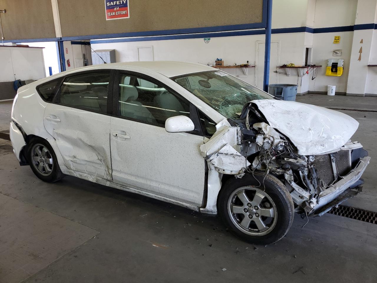 2004 Toyota Prius - Image 4