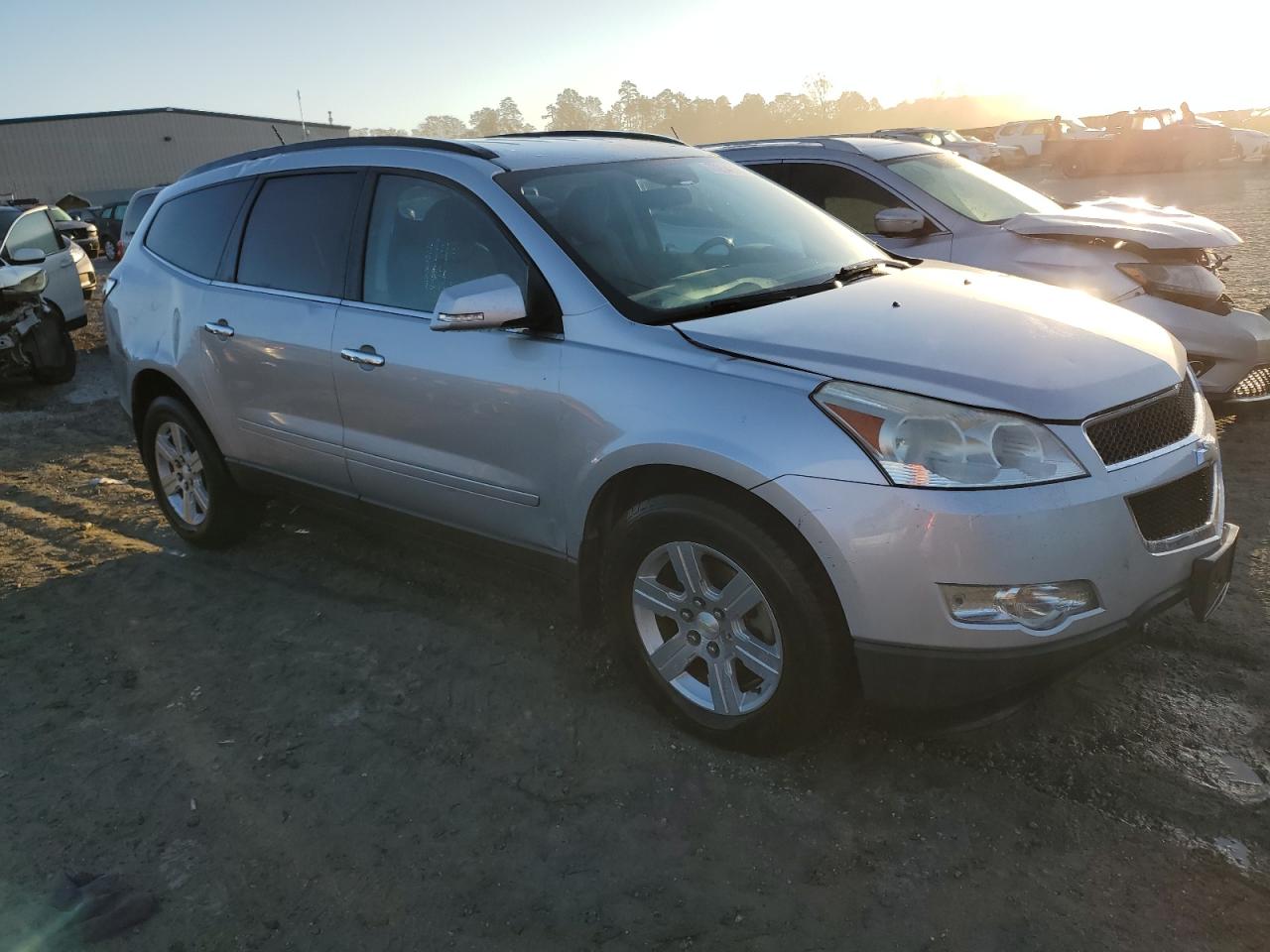 2010 Chevrolet Traverse - Image 4
