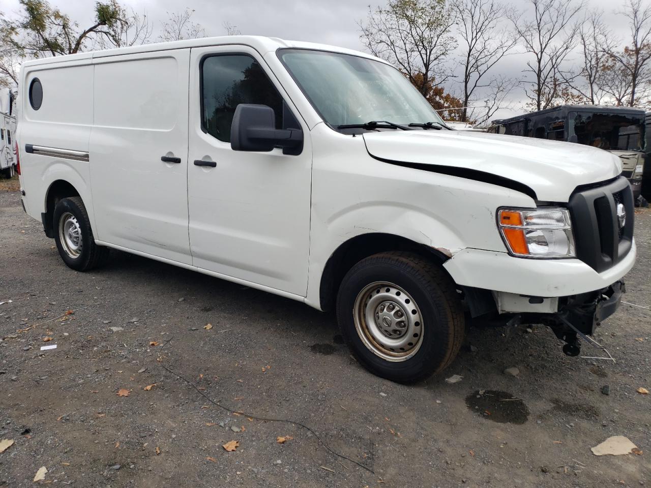 VIN 1N6BF0KM5LN806590 2020 NISSAN NV no.4